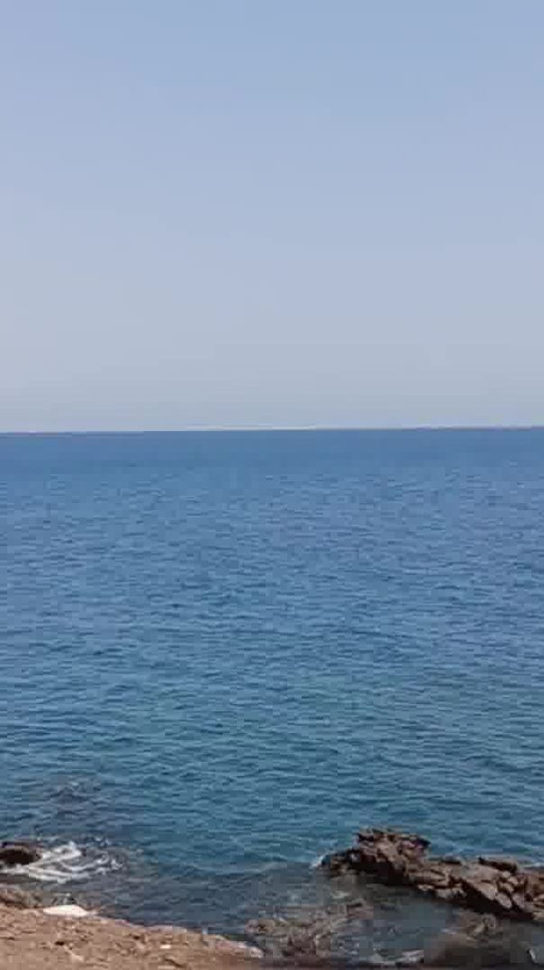 سحر البحر من قلعة صيرة التاريخية في عدن