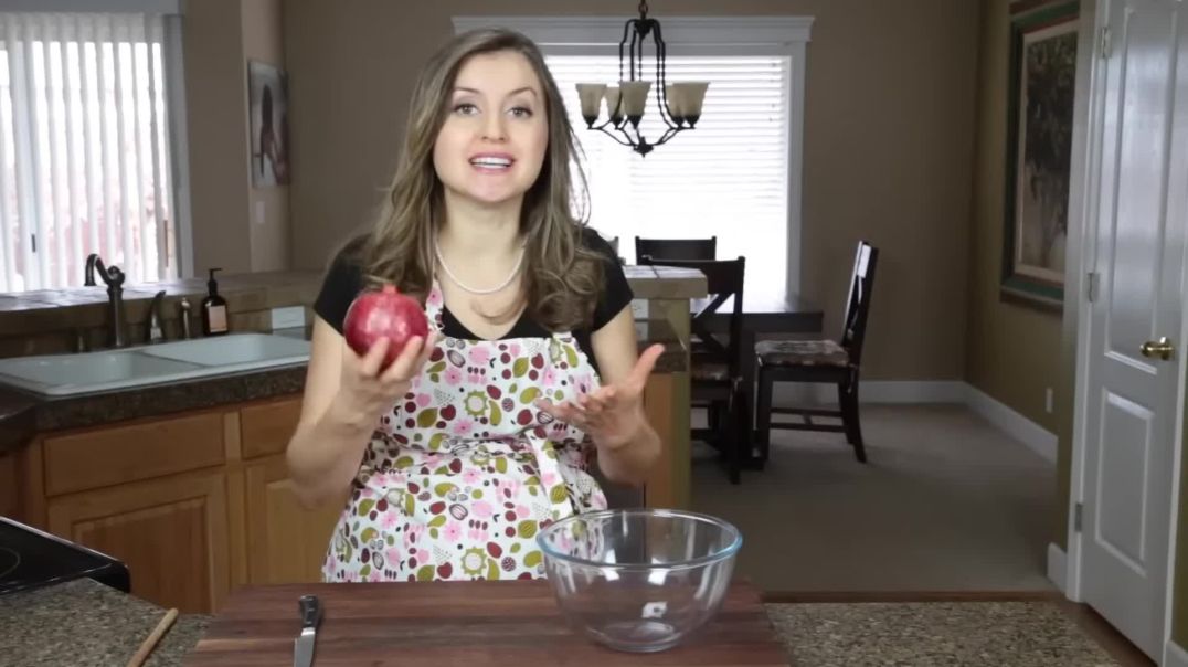 Best Way To Cut Seed a Pomegranate