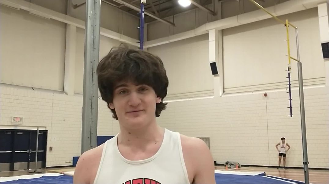 Rob Frangione set New Canaan SR in Pole Vault
