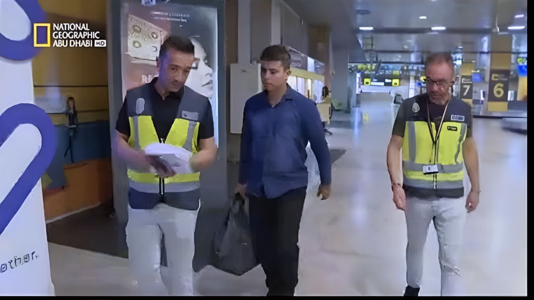 ⁣😨شاهد كيف تمكنت الشرطة من القبض على اخطر! مروج للممنوعات في كولومبيا 😨